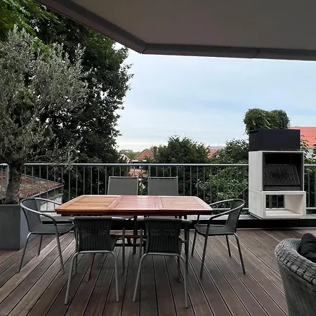 Ludwigshome - Zentral, 120qm, Kostenloser Parkplatz, Terrasse, Smarttv Appartamento Ludwigsburg